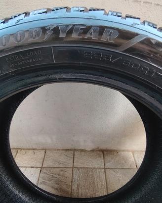 Pneumatici invernali Goodyear 225 50 r17, 98h