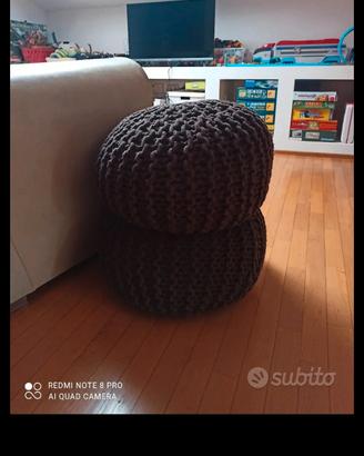 pouf appoggiapiedi