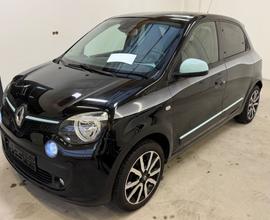 Stupenda twingo chic strafull neo patentati