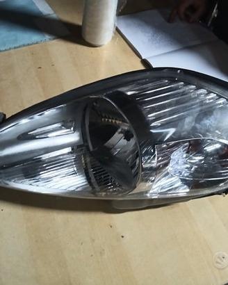 faro fiat grande punto sx