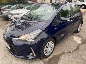 Toyota Yaris 1.5 Hybrid 5 porte Active