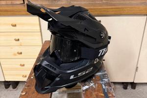 Casco LS2 motocross nero