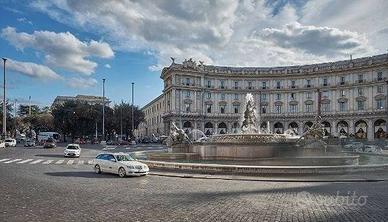 Immobile di 200 m² con più di 5 locali a Roma