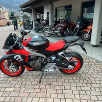 Aprilia tuono 660