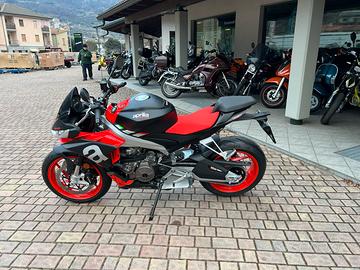 Aprilia tuono 660