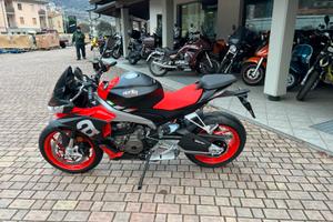 Aprilia tuono 660