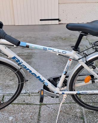 Bicicletta Bianchi Rubino Spillo S-road