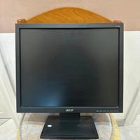 Monitor Acer piccolo comodo compatto robusto