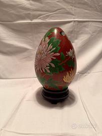 Uovo Cloisonné grande con base legno