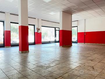 NEGOZIO A SANT'ANTONINO DI SUSA