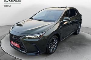 Lexus NX Plug-in Luxury 4WD MY22