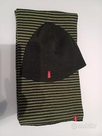 Sciarpa e cappello Levi's lana