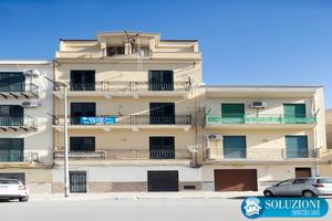 Ristrutturato Ampio 3 Vani+ serv. Mq 85 piano 1°