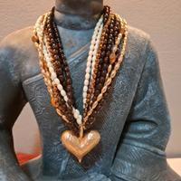 collana con cuore dorato