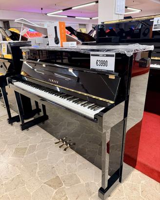 PIANOFORTE VERTICALE YAMAHA MOD.U50SX NERO LUCIDO
