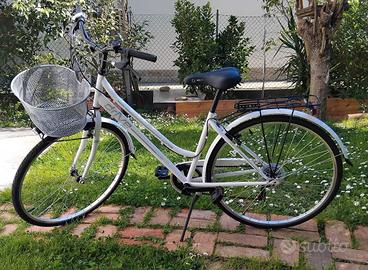 Bicicletta - City bike da donna(modello Boston)