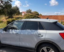 Audi q2 grigio fre come nuova