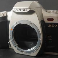 fotocamera analogica Pentax MZ - 7