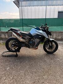 KTM DUKE 790 L