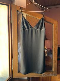 Vestito nero satin