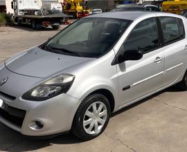 Renault Clio 1.5 dCi 75CV 5 porte Dynamique 2011