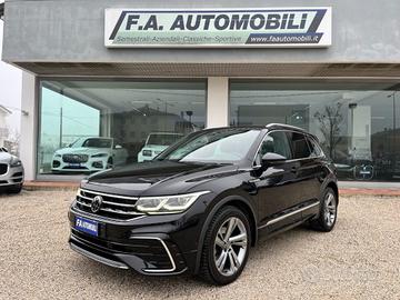 VOLKSWAGEN Tiguan 2.0 TDI 150 CV SCR DSG R-Line