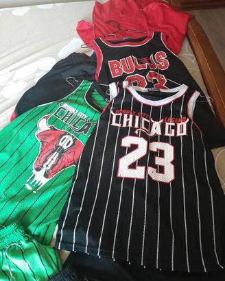 20 Completi da basket, taglia S