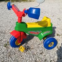 Triciclo per bimbi  2 - 3 anni insù