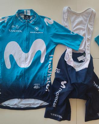 Divisa Team Movistar Canyon Ale Endura  S + Calze