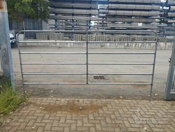 Fance, capannine box portaballoni per cavalli