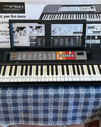 Tastiera Yamaha PSR-F50 e accessori