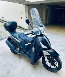 Piaggio Beverly 350