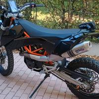 KTM 690 enduro R patente A2