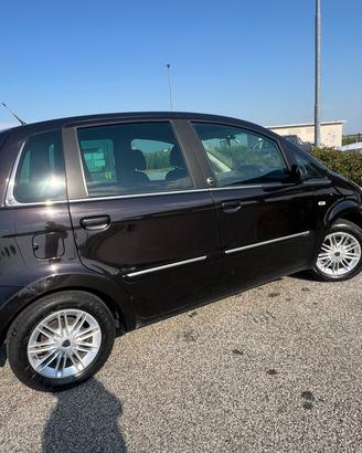 Lancia MUSA 1.4 8V Ecochic (GPL) Gold