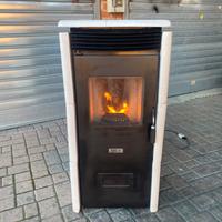 Stufa a pellet Freepoint