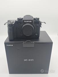 FUJIFILM X-H1