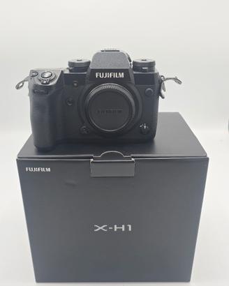 FUJIFILM X-H1