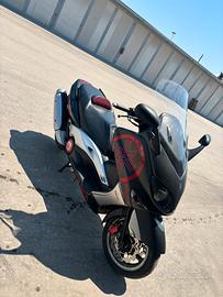 T max black max