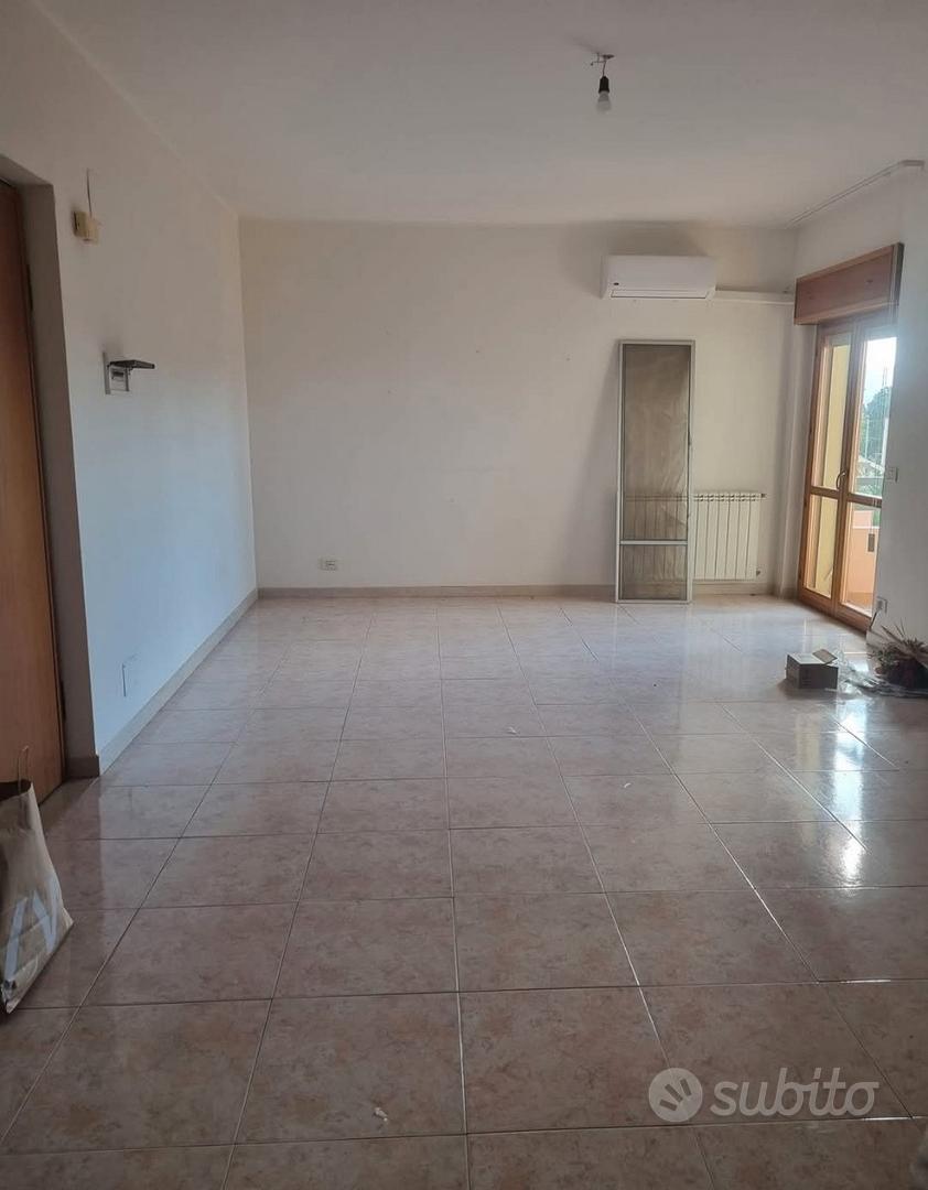 Apartment in Reggio di Calabria, Reggio Calabria - Altro