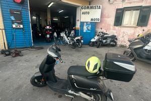 Scotter elettrico cux