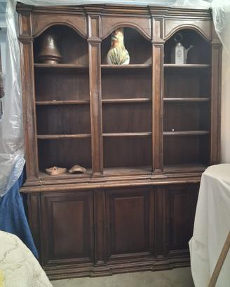 Bella e spaziosa libreria antica