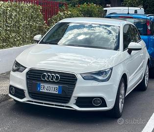 Audi A1 Ambition 1.6 TDI 90 CV S Tronic