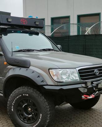 Toyota Land Cruiser HDJ 100