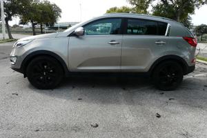 Kia Sportage 1,7 CRDI 2WD CLASS con Gancio Traino