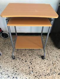 mobiletto porta pc