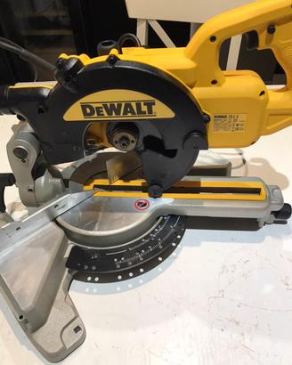 Dewalt troncatrice