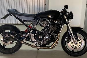 Honda Hornet Cafa Racer