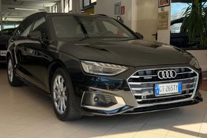 AUDI A4 Avant 40 2.0 tdi mhev quattro 204cv Gancio