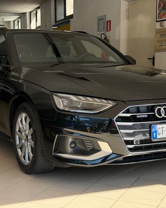 AUDI A4 Avant 40 2.0 tdi mhev quattro 204cv Gancio