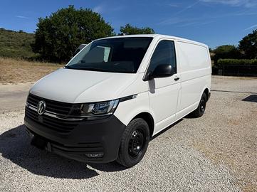 Volkswagen Caravelle Transporter T6.1 2.0 TDI 150C